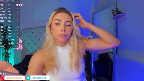 Snapshot of charlotte__grey chatting on 03-10-25, 10:45 charlotte grey online show from 03-10-25, 10:45