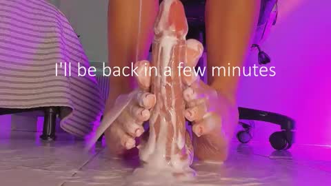 Snapshot of charlotte__grey chatting on 09-08-25, 07:35 charlotte grey online show from 09-08-25, 07:35