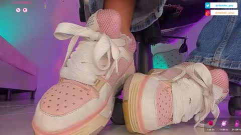 Snapshot of charlotte__grey chatting on 10-07-25, 07:11 charlotte grey online show from 10-07-25, 07:11