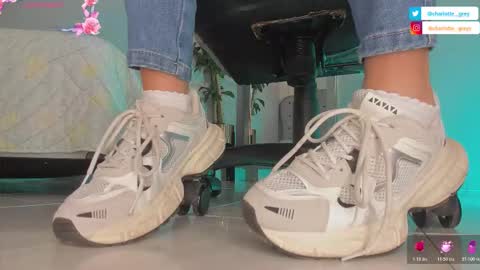 Snapshot of charlotte__grey chatting on 10-25-25, 08:25 charlotte grey online show from 10-25-25, 08:25