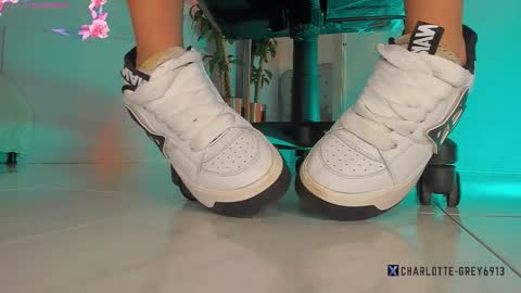 Snapshot of charlotte__grey chatting on 12-01-25, 07:41 charlotte grey online show from 12-01-25, 07:41