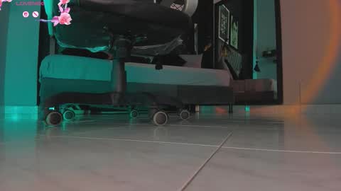 Snapshot of charlotte__grey chatting on 02-12-26, 08:15 charlotte grey online show from 02-12-26, 08:15