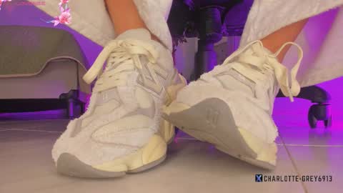 Snapshot of charlotte__grey chatting on 03-04-26, 08:26 charlotte grey online show from 03-04-26, 08:26