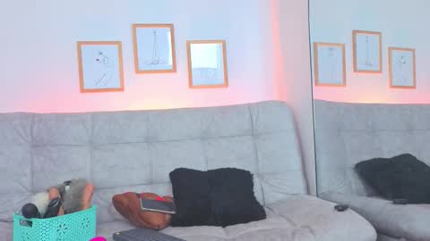 Snapshot of charlotte_copper chatting on 02-23-26, 11:07 Charlotte online show from 02-23-26, 11:07