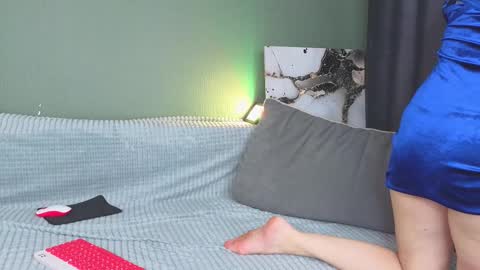 Charlotte online show from 09-12-25, 04:12