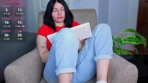 Charlotte online show from 11-23-25, 04:23