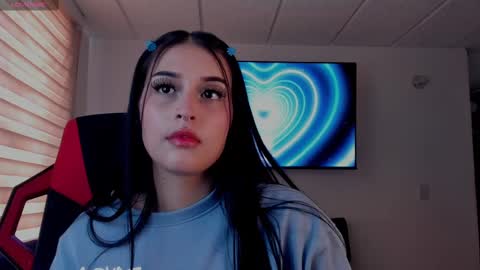 Snapshot of charlotte_greys chatting on 09-23-25, 08:34 Charlotte  online show from 09-23-25, 08:34