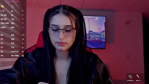 Snapshot of charlotte_greys chatting on 10-08-25, 09:45 Charlotte  online show from 10-08-25, 09:45