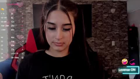 Snapshot of charlotte_greys chatting on 02-04-26, 08:14 Charlotte online show from 02-04-26, 08:14