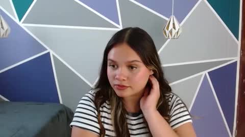 Charlotte  online show from 09-28-25, 06:24