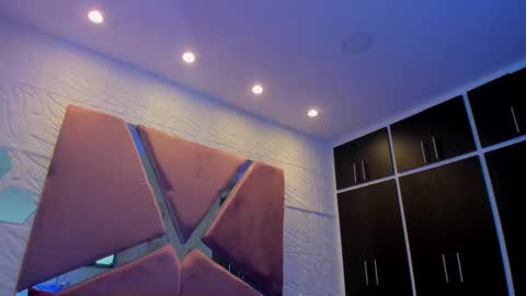 Charlotte Icee online show from 02-25-25, 07:36