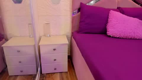 Charlotte Icee online show from 10-01-25, 03:18