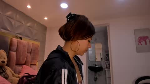 Charlotte Icee online show from 04-27-26, 02:59