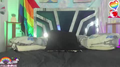 CHARLOTTELANDRY online show from 06-17-26, 02:51