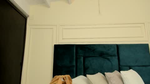 Snapshot of charlotte_mayers chatting on 02-19-25, 11:17 Charlotte Mayers online show from 02-19-25, 11:17