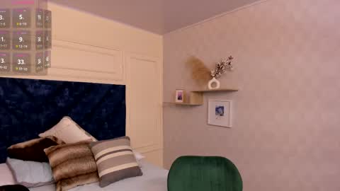 Charlotte Mayers online show from 10-24-25, 11:28