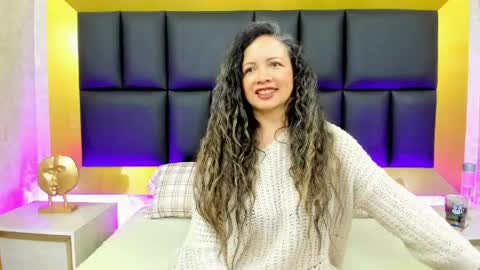 Snapshot of charlotte_monnroe chatting on 05-05-26, 12:24 charlotte_monnroe online show from 05-05-26, 12:24