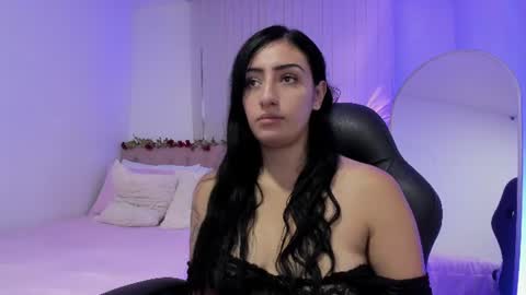 Charlotte   online show from 06-22-26, 11:07