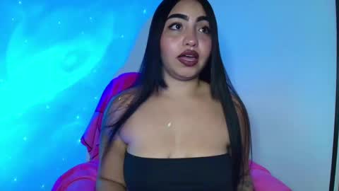 Snapshot of charlotte_princess_1 chatting on 02-21-25, 05:02 charlotte_princess_1 online show from 02-21-25, 05:02