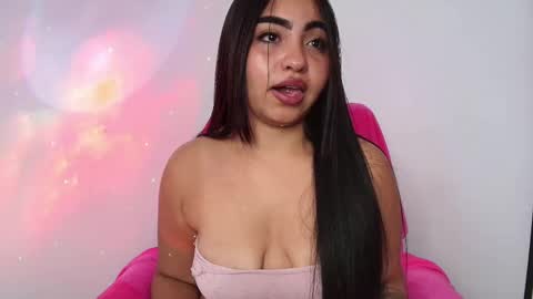 Snapshot of charlotte_princess_1 chatting on 02-21-25, 02:59 charlotte_princess_1 online show from 02-21-25, 02:59