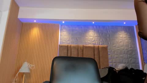 Snapshot of charlotte_whitee1 chatting on 10-08-25, 11:08 Charlotte Everyday From 0700 to 1300 Col Time online show from 10-08-25, 11:08