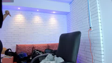 Snapshot of charlotte_whitee1 chatting on 10-09-25, 11:19 Charlotte Everyday From 0700 to 1300 Col Time online show from 10-09-25, 11:19