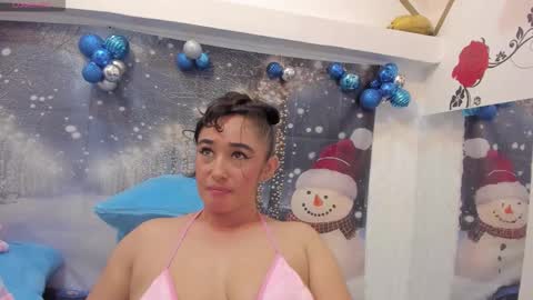 Snapshot of charlotte_x1 chatting on 12-17-25, 05:08 Charlotte online show from 12-17-25, 05:08