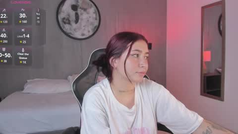 Snapshot of charlottee27_ chatting on 03-01-26, 09:22 Charlottee online show from 03-01-26, 09:22