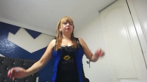 Snapshot of charlottee_brown2 chatting on 02-04-25, 11:49 C H A R L O T T E online show from 02-04-25, 11:49
