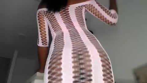 charlottehorny1 online show from 12-31-24, 06:05