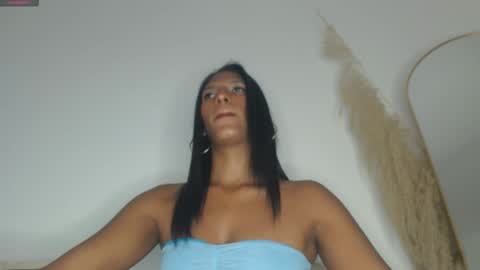 charlottehorny1 online show from 05-03-26, 01:00