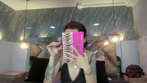 Snapshot of charlottekraviz chatting on 03-05-26, 04:19 Charlotte online show from 03-05-26, 04:19