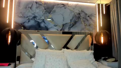 Snapshot of charlottekraviz chatting on 03-08-26, 12:52 Charlotte online show from 03-08-26, 12:52