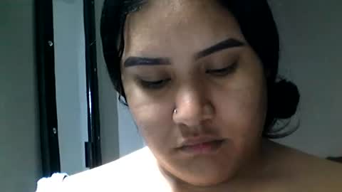 charlottequeen_21 online show from 06-13-26, 03:48