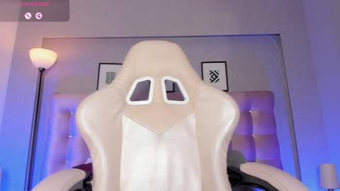 charlotterussel online show from 12-08-24, 10:25