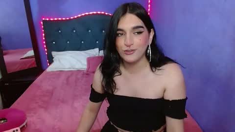 Snapshot of charlotteturners chatting on 12-16-24, 09:20 VALERIA online show from 12-16-24, 09:20