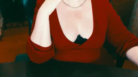 CharlotteXTasty online show from 01-16-25, 05:55