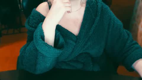 CharlotteXTasty online show from 02-10-25, 08:31