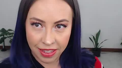 charlottezoe online show from 08-04-26, 06:21