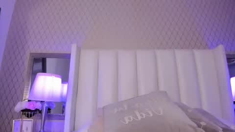 Snapshot of charlottreid chatting on 01-07-25, 12:20 Charlot Treid online show from 01-07-25, 12:20