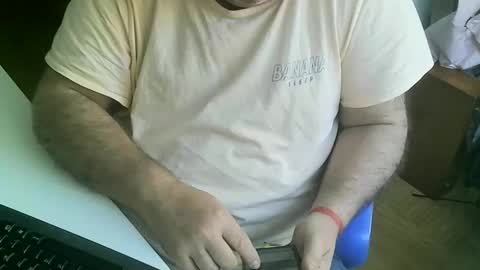 Snapshot of charlypalgar chatting on 05-20-26, 08:31 charly online show from 05-20-26, 08:31