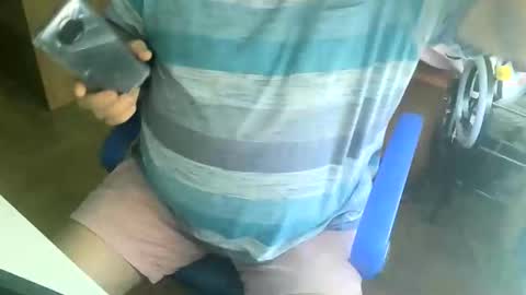 Snapshot of charlypalgar chatting on 06-10-26, 08:35 charly online show from 06-10-26, 08:35
