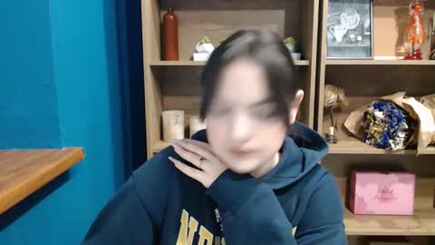 Julliette online show from 11-28-25, 07:55