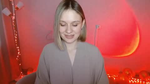 Snapshot of charming_beauty chatting on 01-27-25, 06:09 Michelle online show from 01-27-25, 06:09