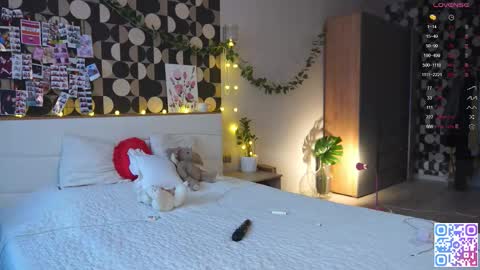 Snapshot of charming_daisy chatting on 01-15-26, 09:14 my fansly Charming daisy My Wishlist for new toys online show from 01-15-26, 09:14