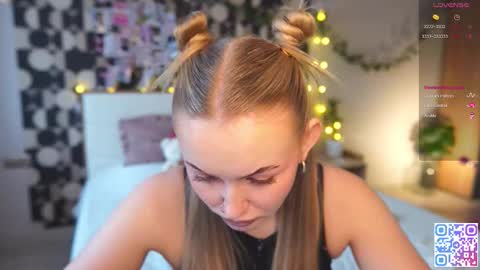 Snapshot of charming_daisy chatting on 01-16-26, 10:08 my fansly Charming daisy My Wishlist for new toys online show from 01-16-26, 10:08