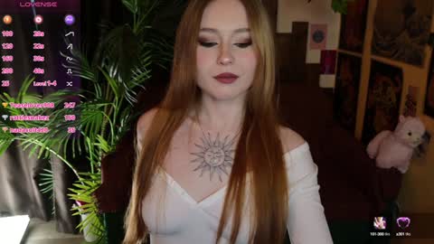 Snapshot of charming_lilly chatting on 02-07-25, 06:14 Lissa online show from 02-07-25, 06:14