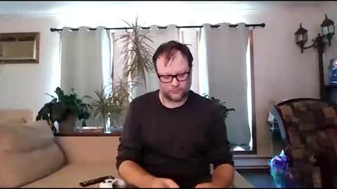 Snapshot of charmingatom chatting on 11-15-25, 03:52 charmingatom online show from 11-15-25, 03:52