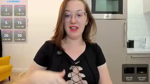 Snapshot of charmygrace chatting on 07-20-26, 11:01 Grace online show from 07-20-26, 11:01