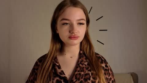 Lolla  online show from 03-04-26, 04:29